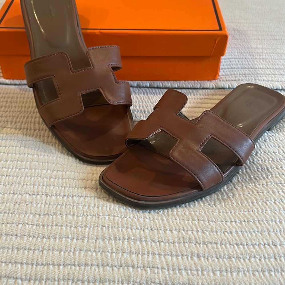 Brown leather sandal